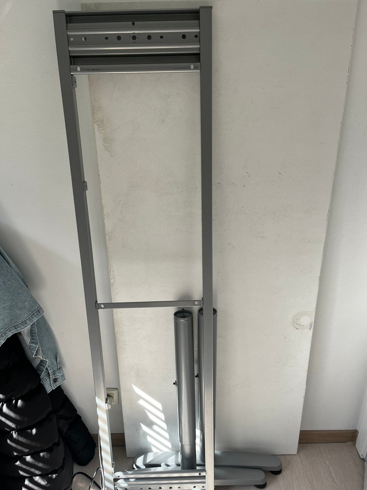 Gratis bureau, Enlèvement, Utilisé