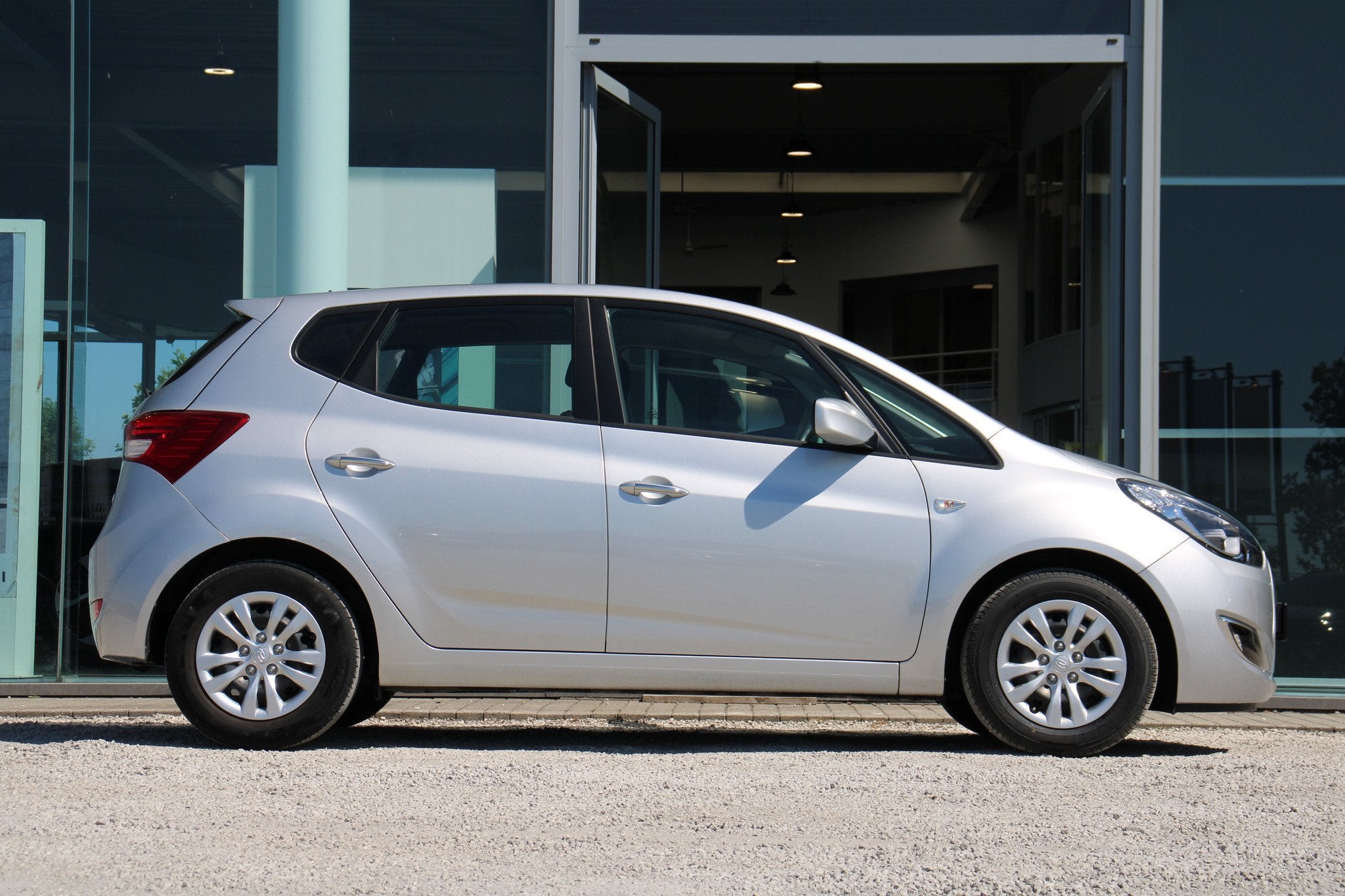 Hyundai ix20 1.4ISG Cool M5 *AC*VERSCH.ACHTERBANK*GARANTIE*, Autos, Hyundai, Argent ou Gris, Achat, 90 ch, Entreprise