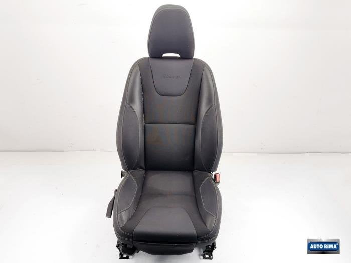 Siège droit d'un Volvo V60, -, 3 mois de garantie, -, -