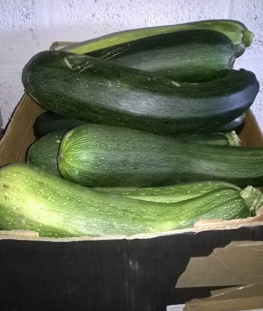 grote courgettes (niet gespoten), Enlèvement