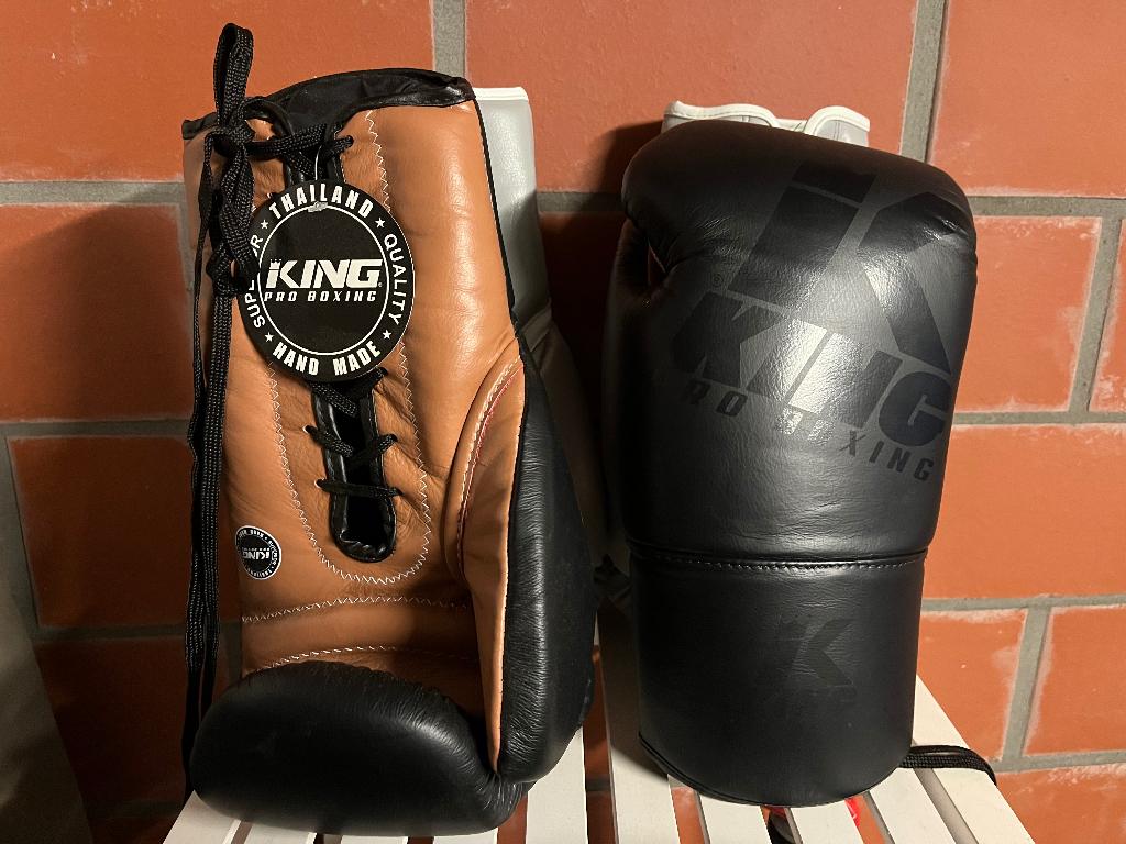 King bokshandschoenen, Sport en Fitness, Ophalen, Nieuw, Bokshandschoenen