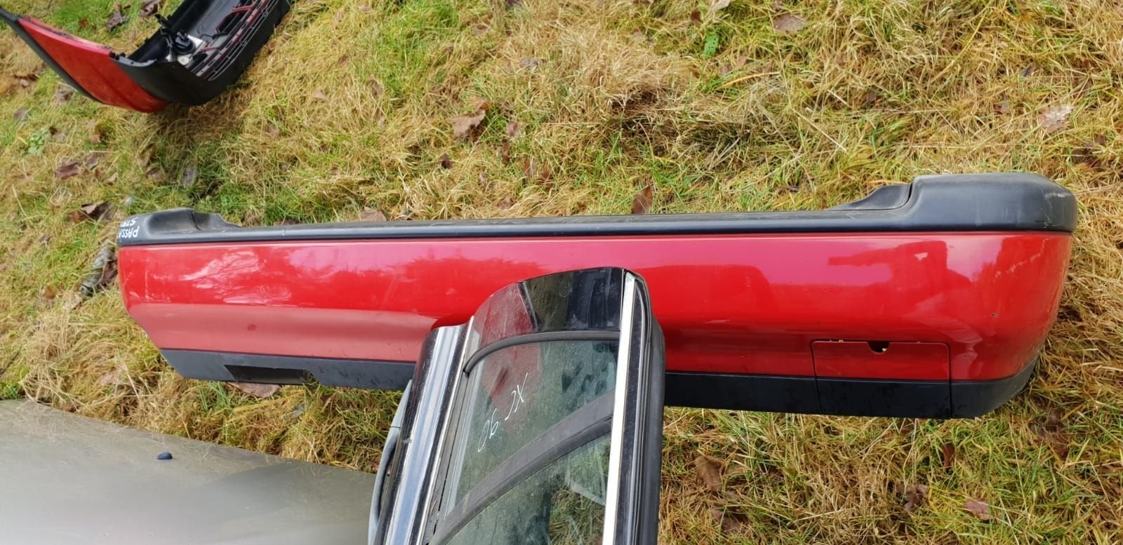 VW PASSAT STATION ACHTERBUMPER BJ 1990, Autos : Pièces & Accessoires, Carrosserie & Tôlerie, Pare-chocs, Arrière, Utilisé, Enlèvement ou Envoi