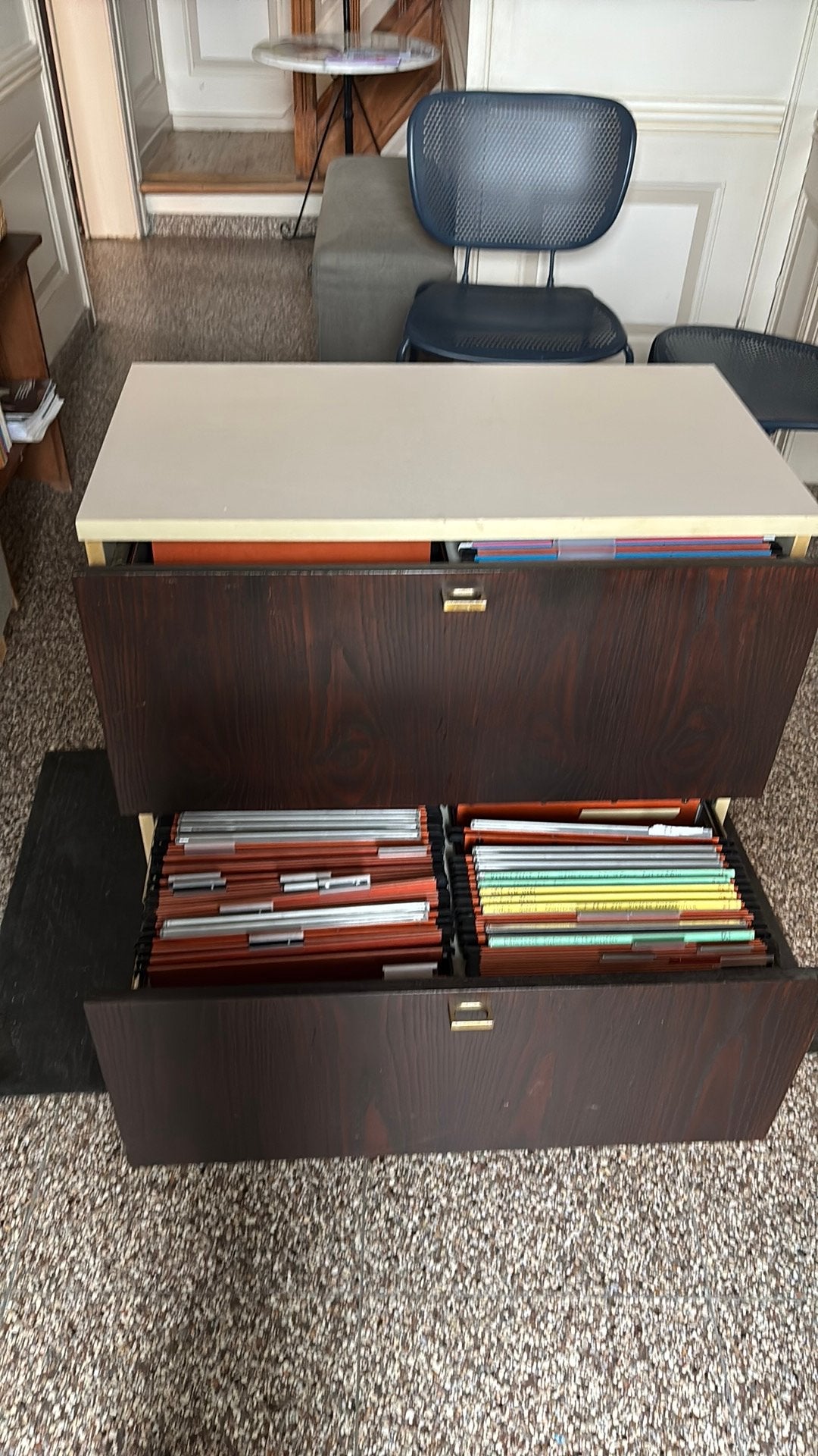 Dossier- of archiefkast, Gebruikt, 100 tot 150 cm, Vintage, Meerdere deuren