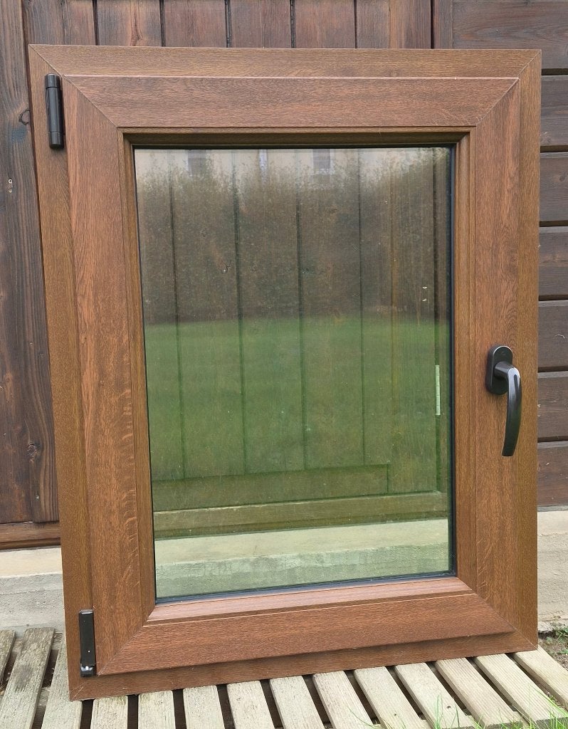 2 Châssis 84cm h x 67cm l, Neuf, Double vitrage, Fenêtre de façade ou Vitre, Enlèvement