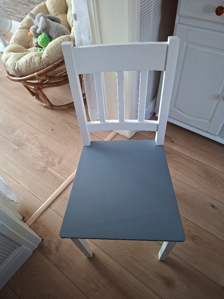 Table et 4 chaises pour cuisine, Maison & Meubles, Tables | Tables à manger, 100 à 150 cm, Quatre personnes, Enlèvement, Utilisé
