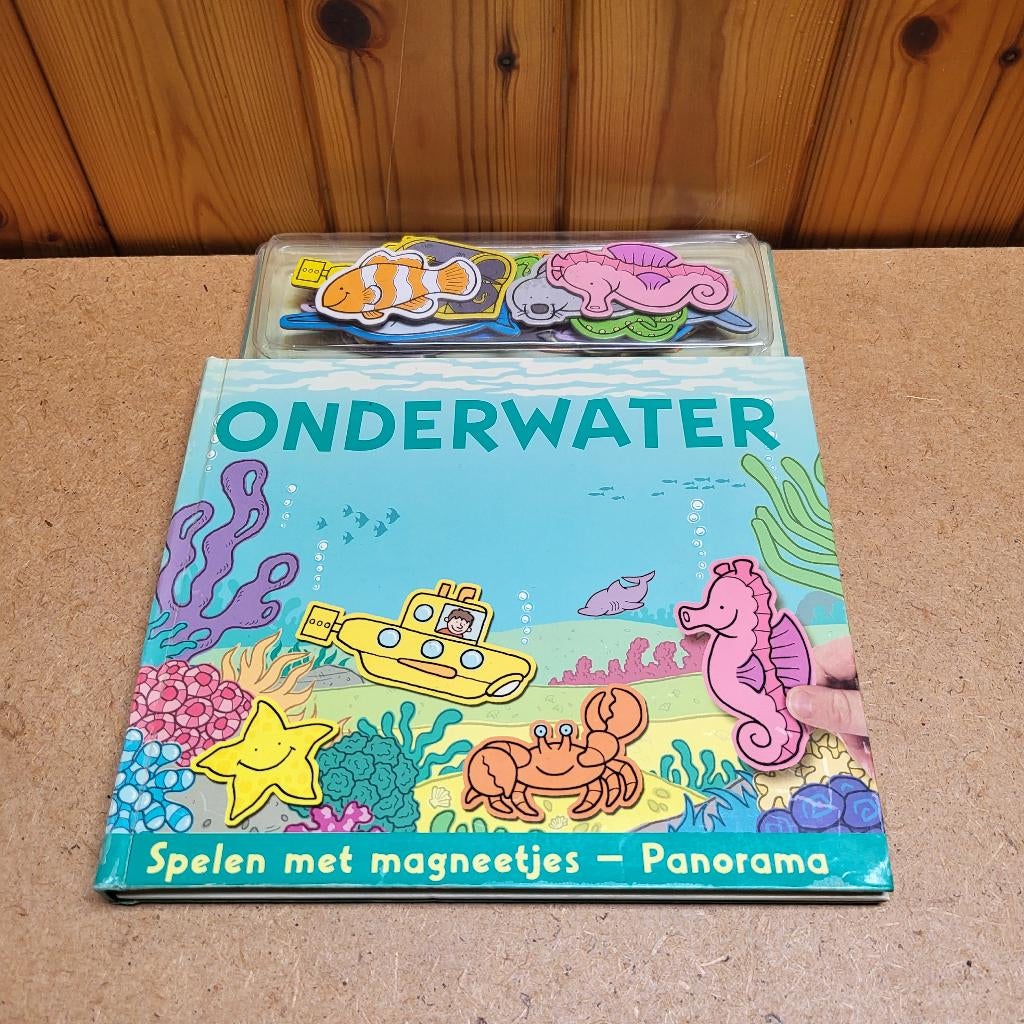 Spelen met magneetjes - Onderwater, Ophalen of Verzenden, Uitklapboek