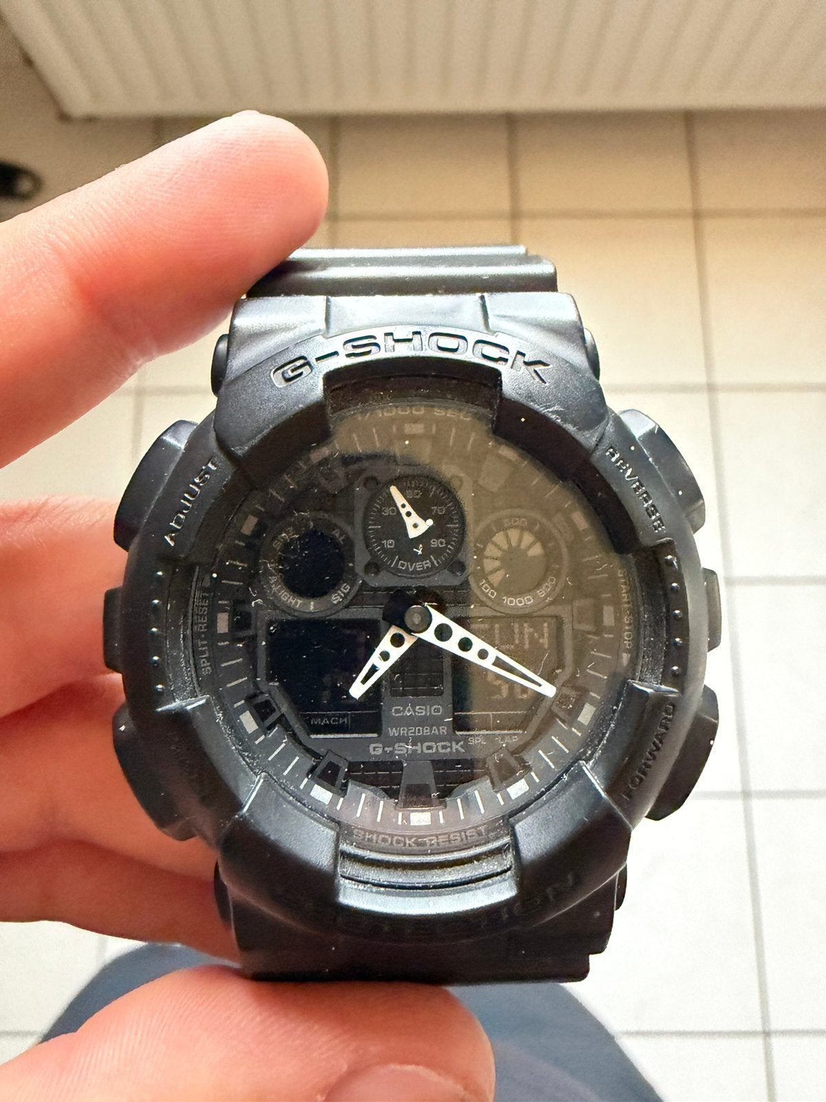 Casio G-SHOCK GA-100 Blackout – Zeer nette staat, Handtassen en Accessoires, Ophalen, Zo goed als nieuw