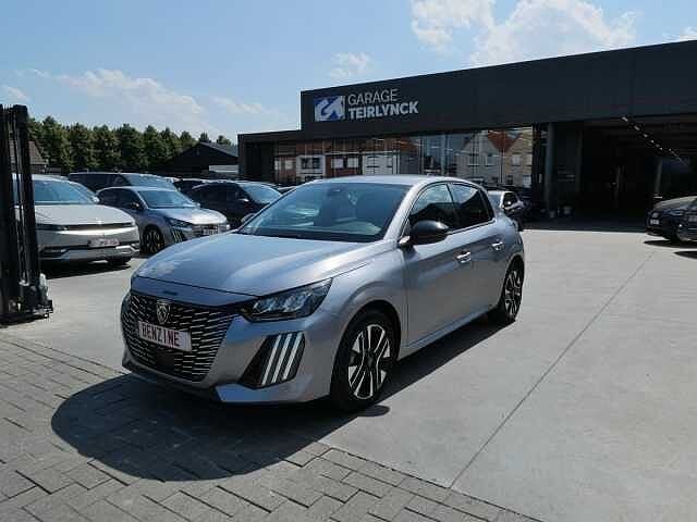 Peugeot 208 1.2 i benzine 100pk Allure Luxe '25 15000km, Auto's, Peugeot, Euro 6, 1199 cc, Zilver of Grijs, https://public.car-pass.be/vhr/0d1e8d99-b43a-408b-a67b-b5da40dcf604