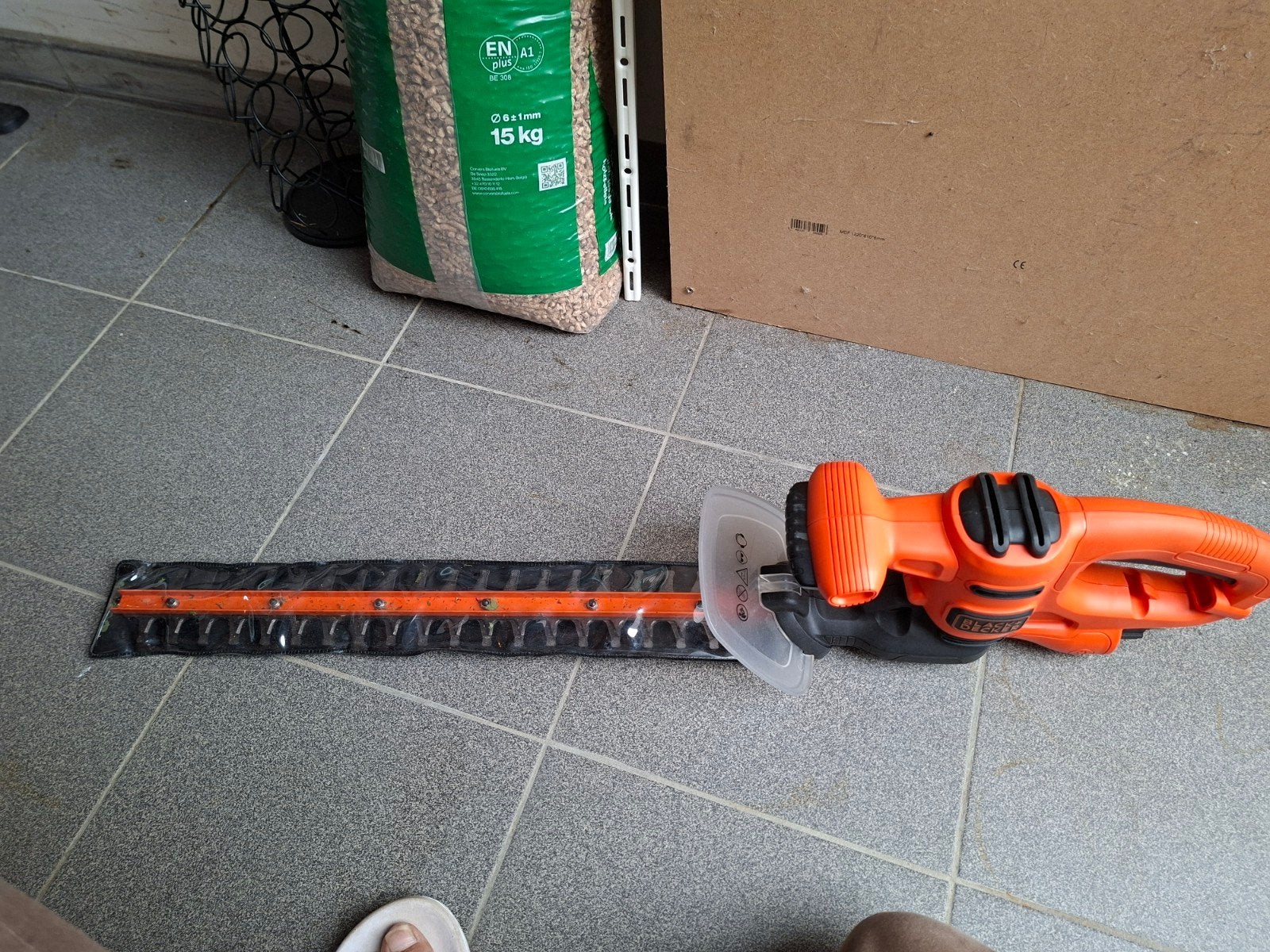 taille-haie black n decker, Enlèvement
