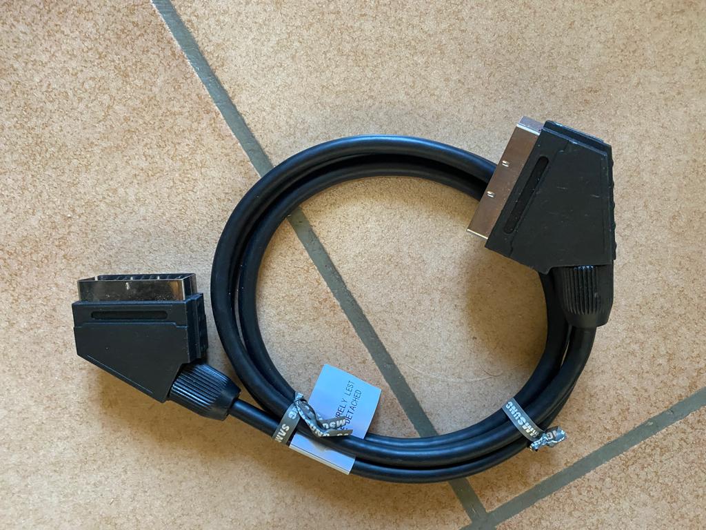 Cable péritel neuf 150cm cordon RVB  21 broches mâle, Envoi