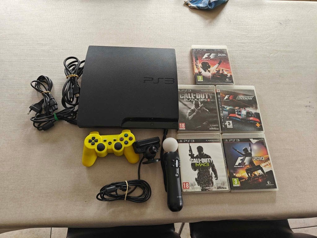 PS3 Slim 320GB + Controller + Move + Camera + 5 Games, Games en Spelcomputers, Spelcomputers | Sony PlayStation 3, Ophalen, 320 GB