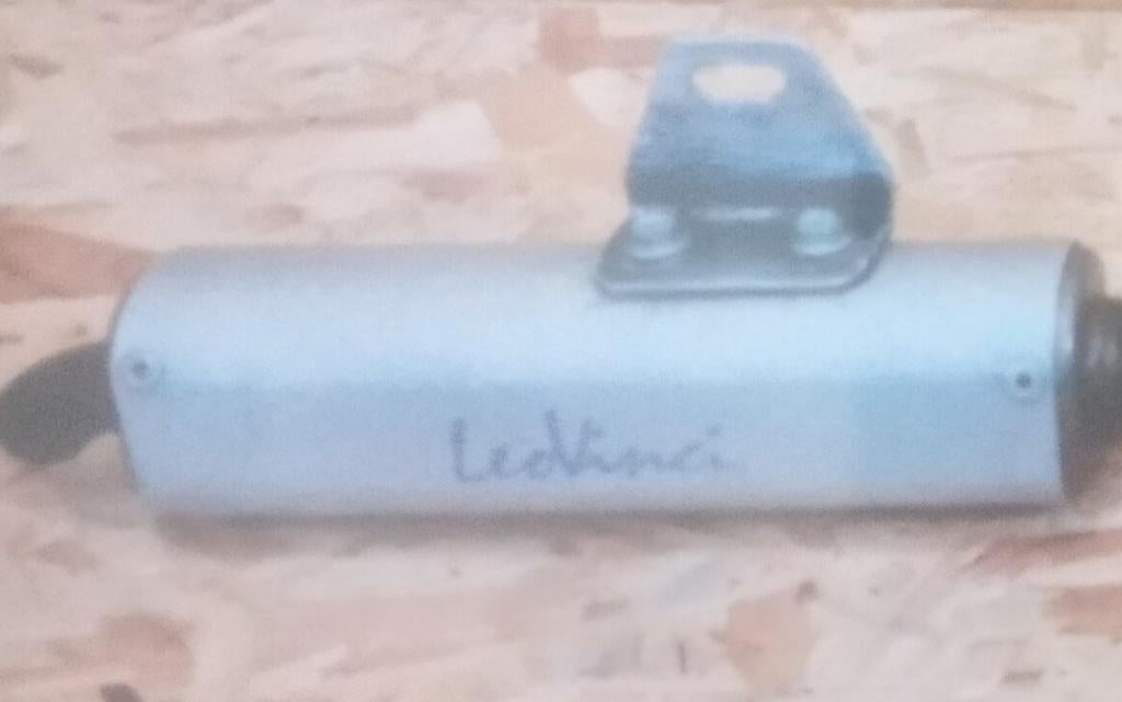 Honda camino sortie leovinc original ( RESERVER ), Ophalen of Verzenden