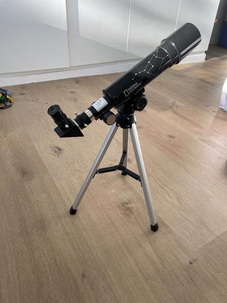 Kinderen telescoop national geographic, Ophalen, Gebruikt, Minder dan 80 mm, Met statief