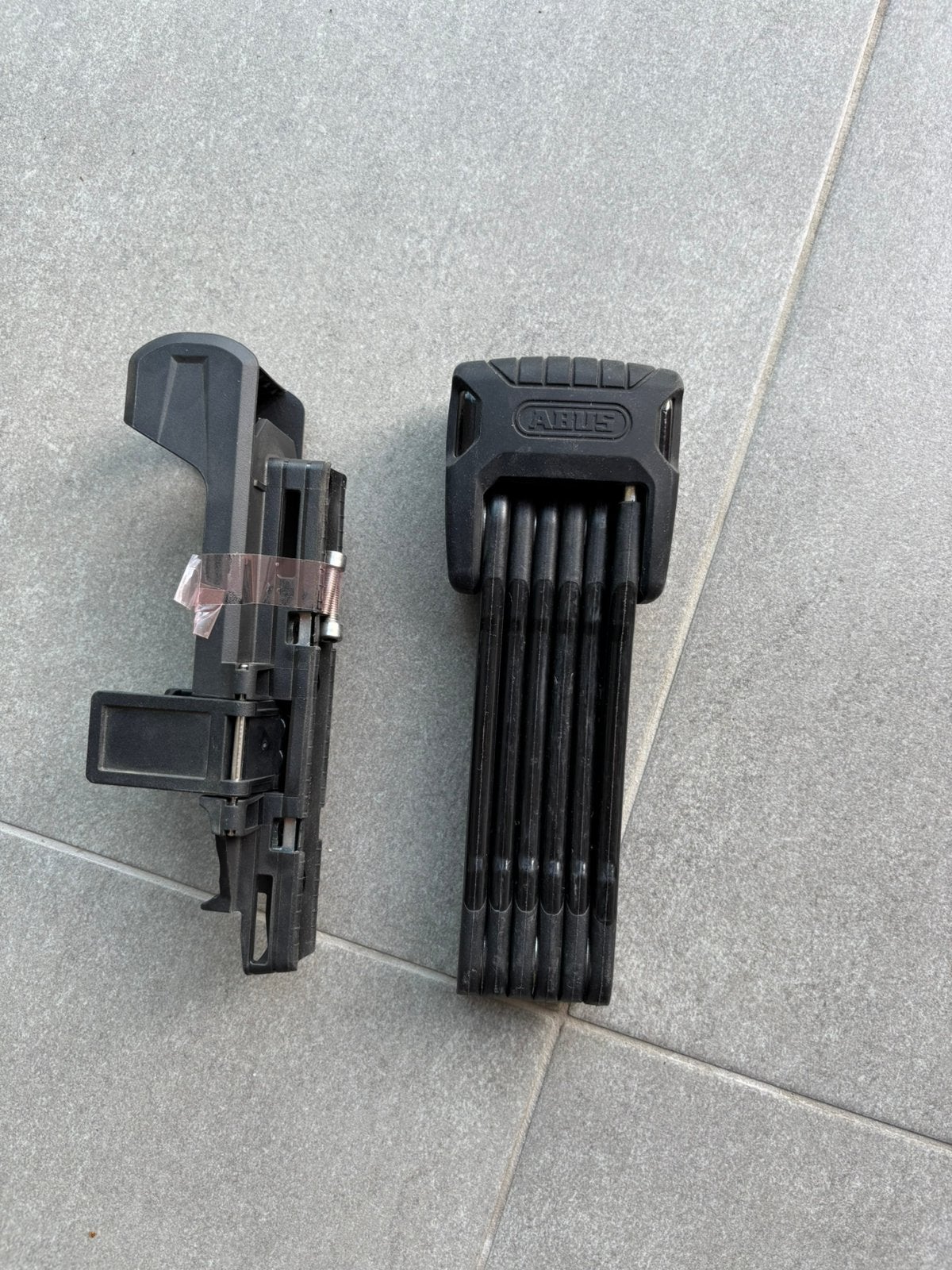 Antivol pliable pour vélo Abus, Vélos & Vélomoteurs, Accessoires vélo | Cadenas de vélo, Enlèvement, Comme neuf, Antivol pliant