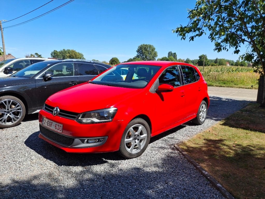 Volkswagen Polo 1.2 essence, Autos, Rouge, Achat, 5 portes, Capteur de stationnement