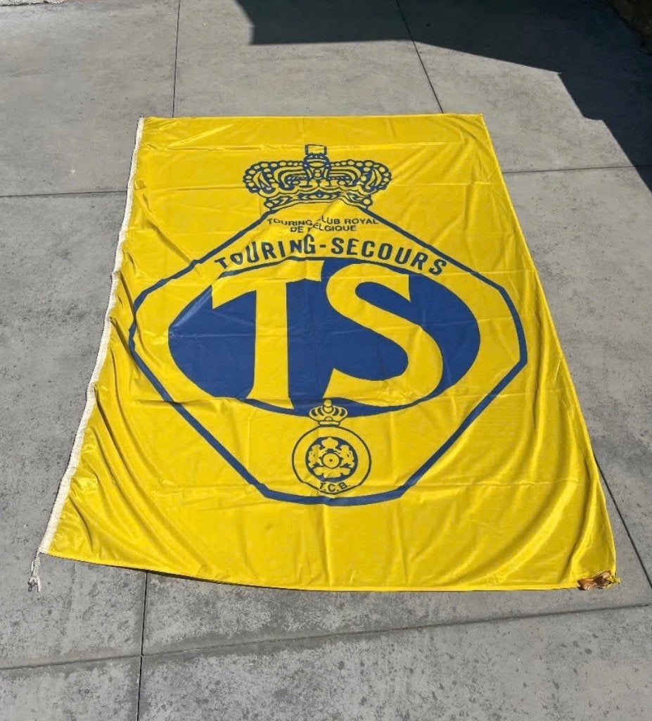 Rare - Lot de 3 Drapeaux Officiels TOURING CLUB Belgique, Enlèvement ou Envoi, Comme neuf