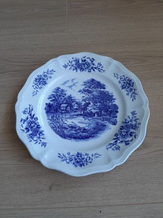 assiette porcelaine de Sarreguemines, Antiquités & Art, Enlèvement ou Envoi