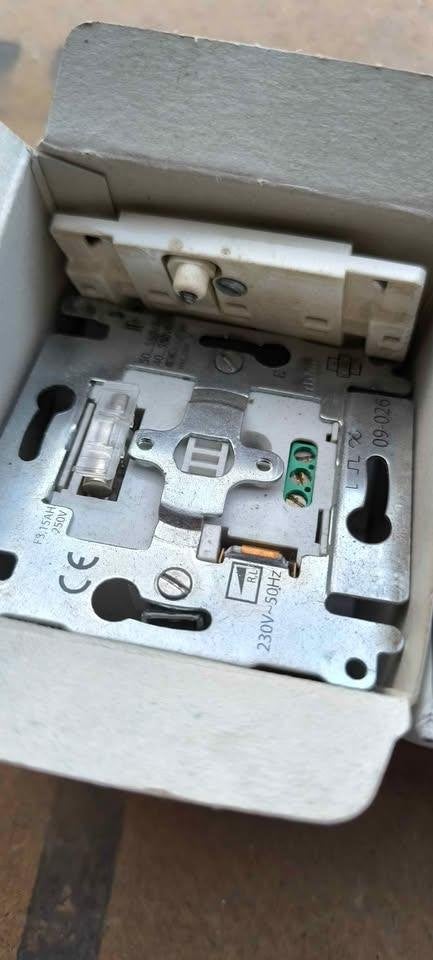 niko electronics 09-026 : prix 20 €, Ophalen, Nieuw, Knutselwerk