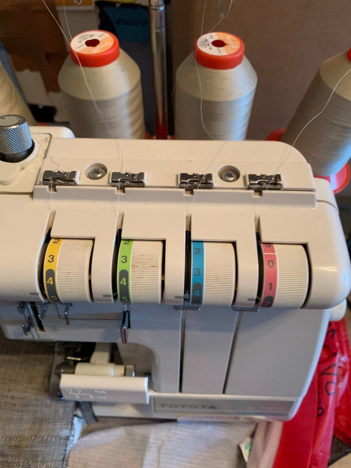 Overlock machinr, Hobby en Vrije tijd, Ophalen, Gebruikt