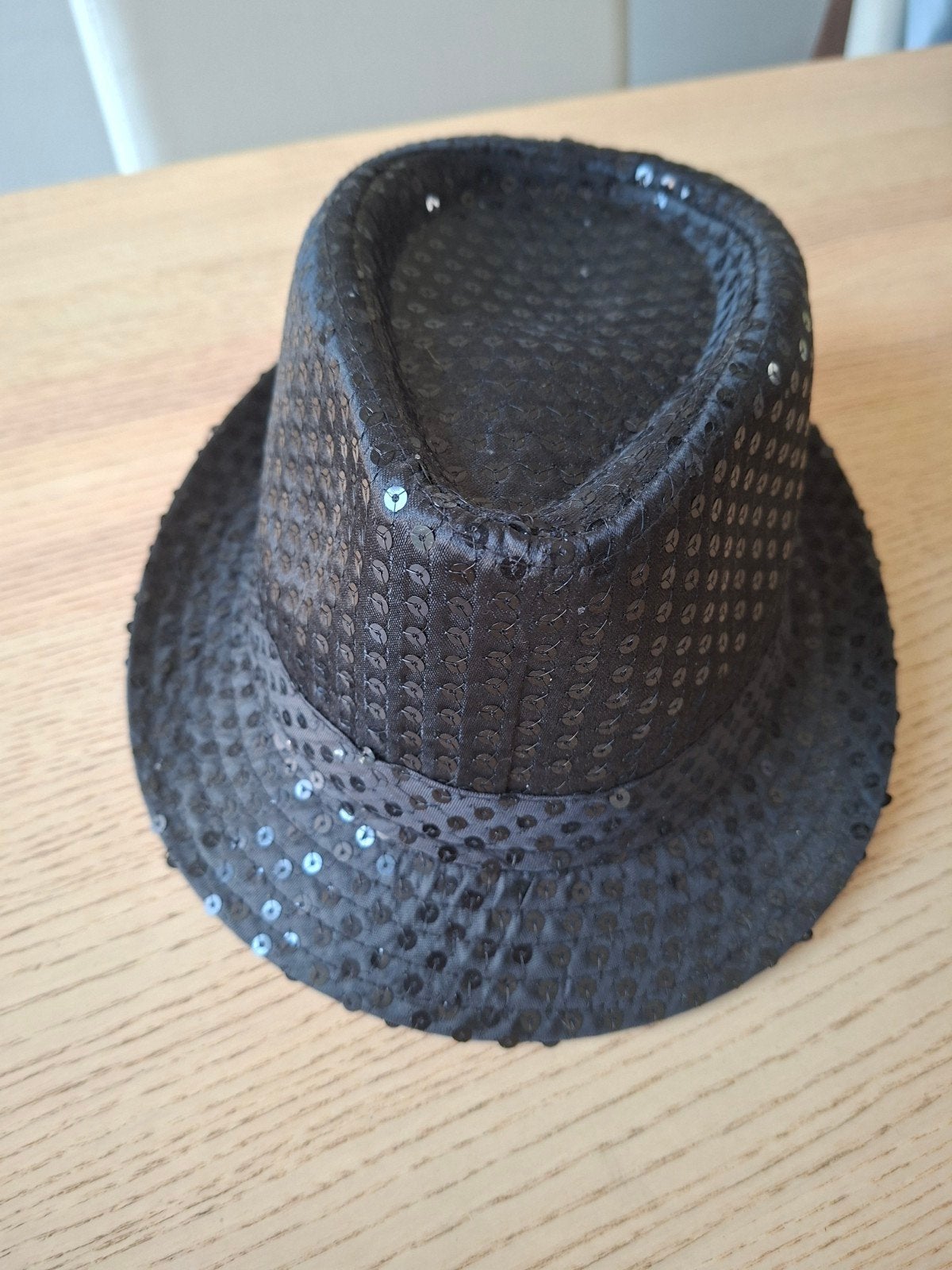 Chapeau de carnaval noir à sequins, taille universelle, Enlèvement ou Envoi