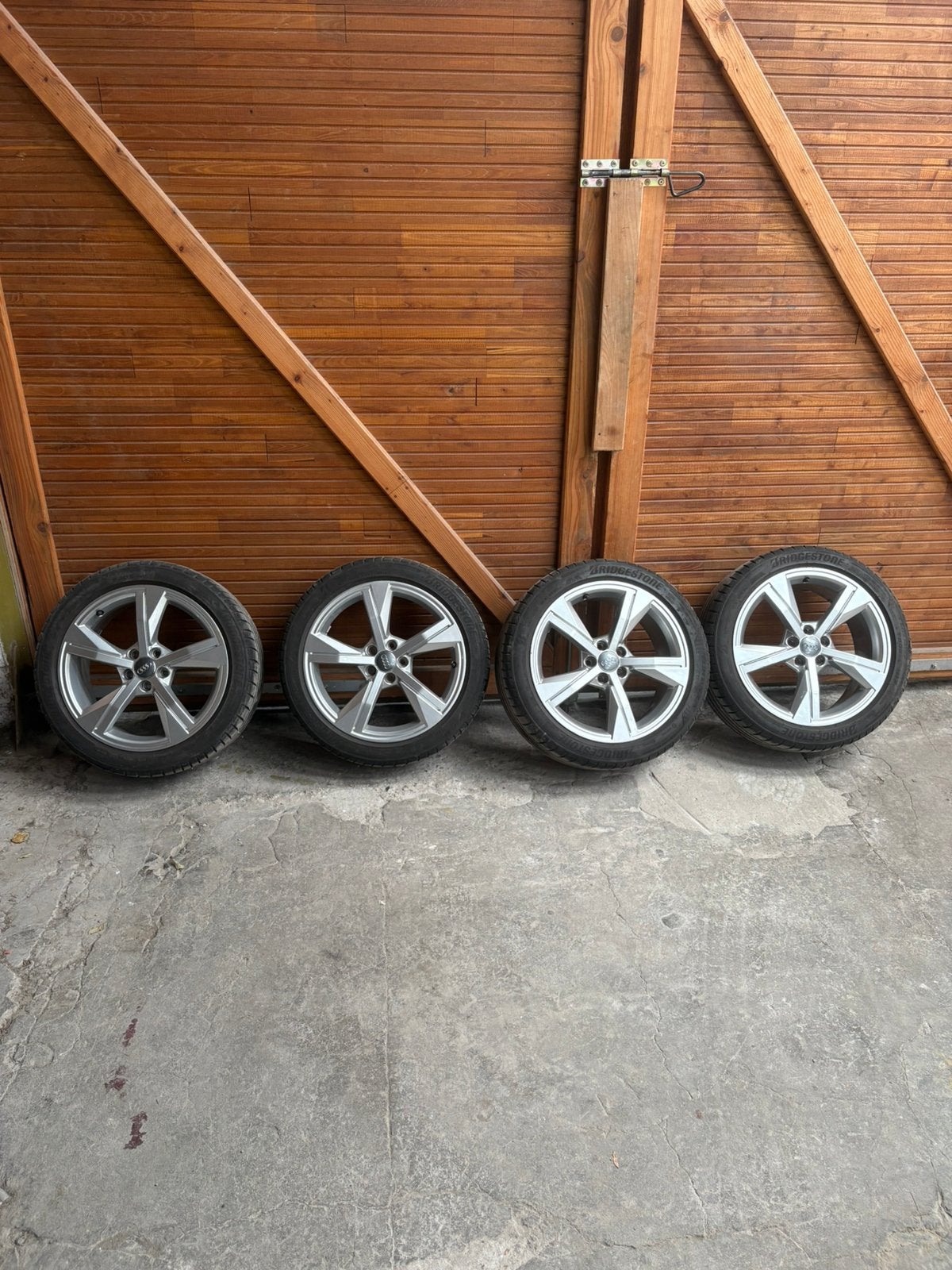 Jantes de AUDI A1 2022, Autos : Pièces & Accessoires, Pneus & Jantes, Pneus et Jantes, 215 mm, Véhicule de tourisme, Pneus été