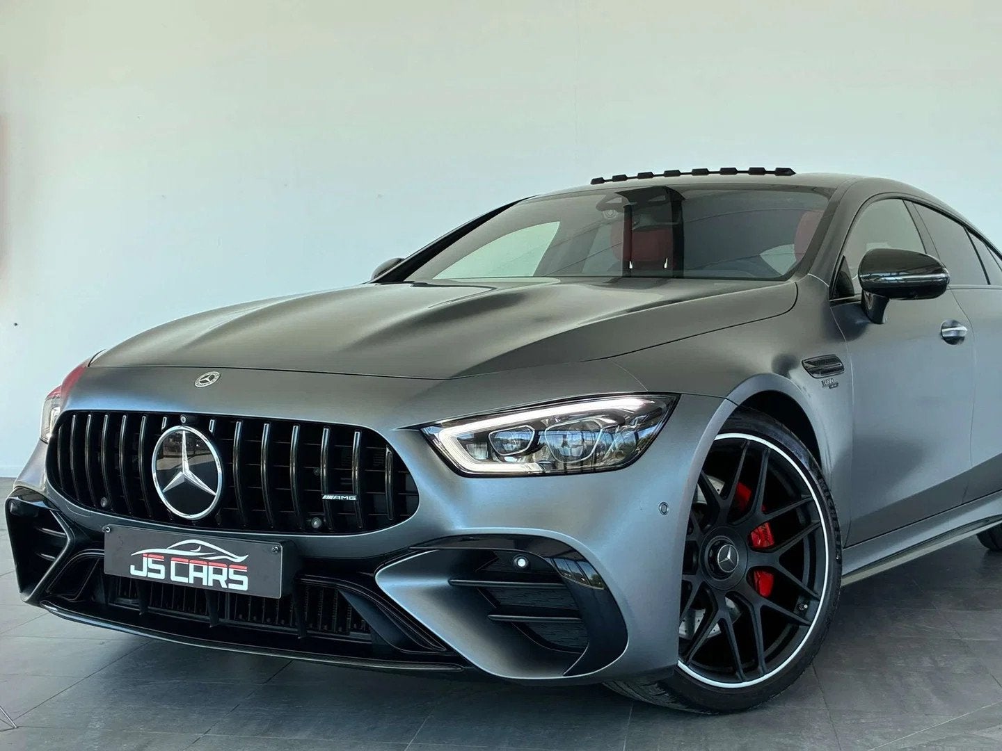 Mercedes-Benz AMG GT 53 4-Matic-1ERPRO-PACK CARBONE-T.O.-CUI, Autos, Cuir, Argent ou Gris, Achat, Entreprise