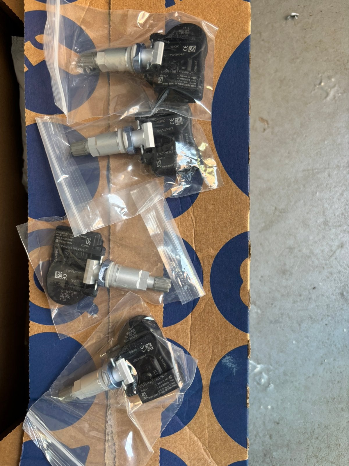 Nouveau ! Capteurs TPMS OEM 433 MHz Bmw F20 F21 F30 F31 X5, Autos : Pièces & Accessoires, Envoi, BMW