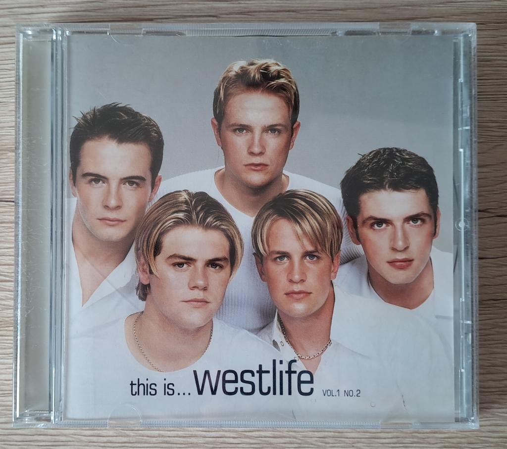 Westlife - This is... Westlife (Vol. 1 No. 2) UK edition, Ophalen of Verzenden, 1990 - 1999, Zo goed als nieuw