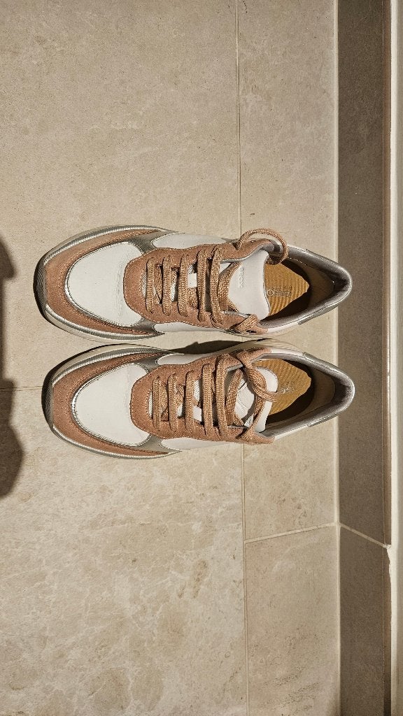 Baskets GEOX, Sports & Fitness, Basket, Enlèvement, Comme neuf, Chaussures