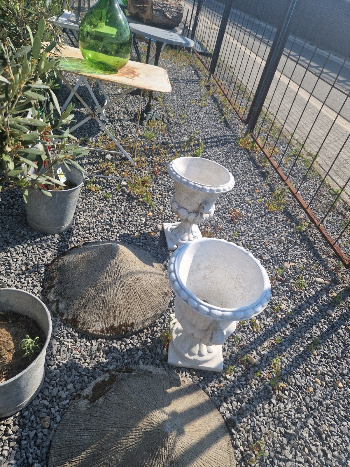 3 vases de jardin en ciment de 50 cm/35//45€ chacun, Enlèvement