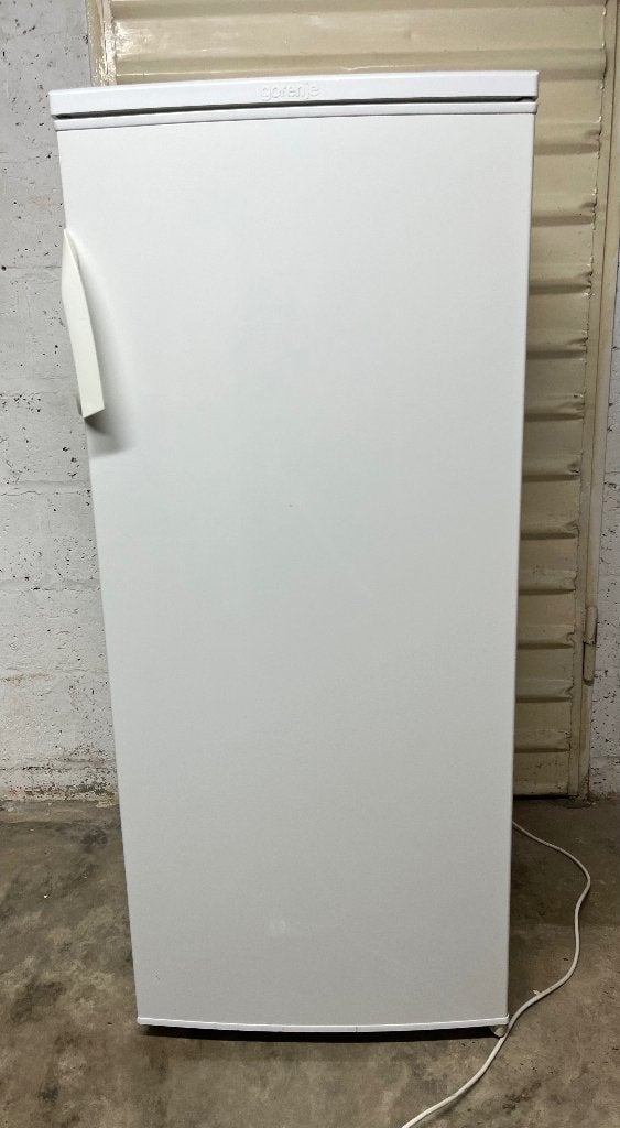 réfrigérateur « Gorenje » blanc 185L Fonctionne parfaitement, 120 à 140 cm, Avec compartiment congélateur, Enlèvement, Utilisé