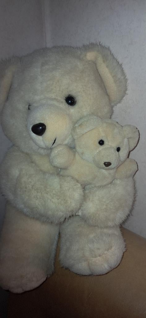 Knuffel beer met kleintje, Enfants & Bébés, Jouets | Peluches, Enlèvement, Utilisé, Beige, Ours