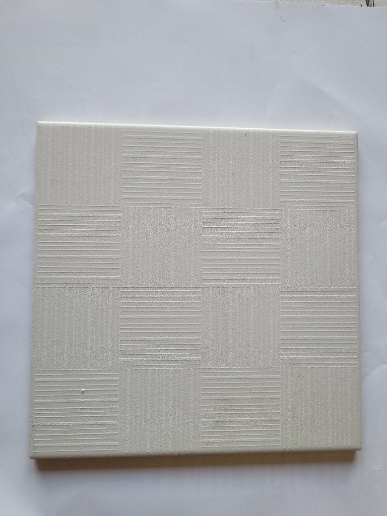 JE RECHERCHE CE CARRELAGE 20 X 20 CMS, Bricolage & Construction, Dalles & Carrelages, Carrelage de sol, Autres matériaux, Moins de 20 cm