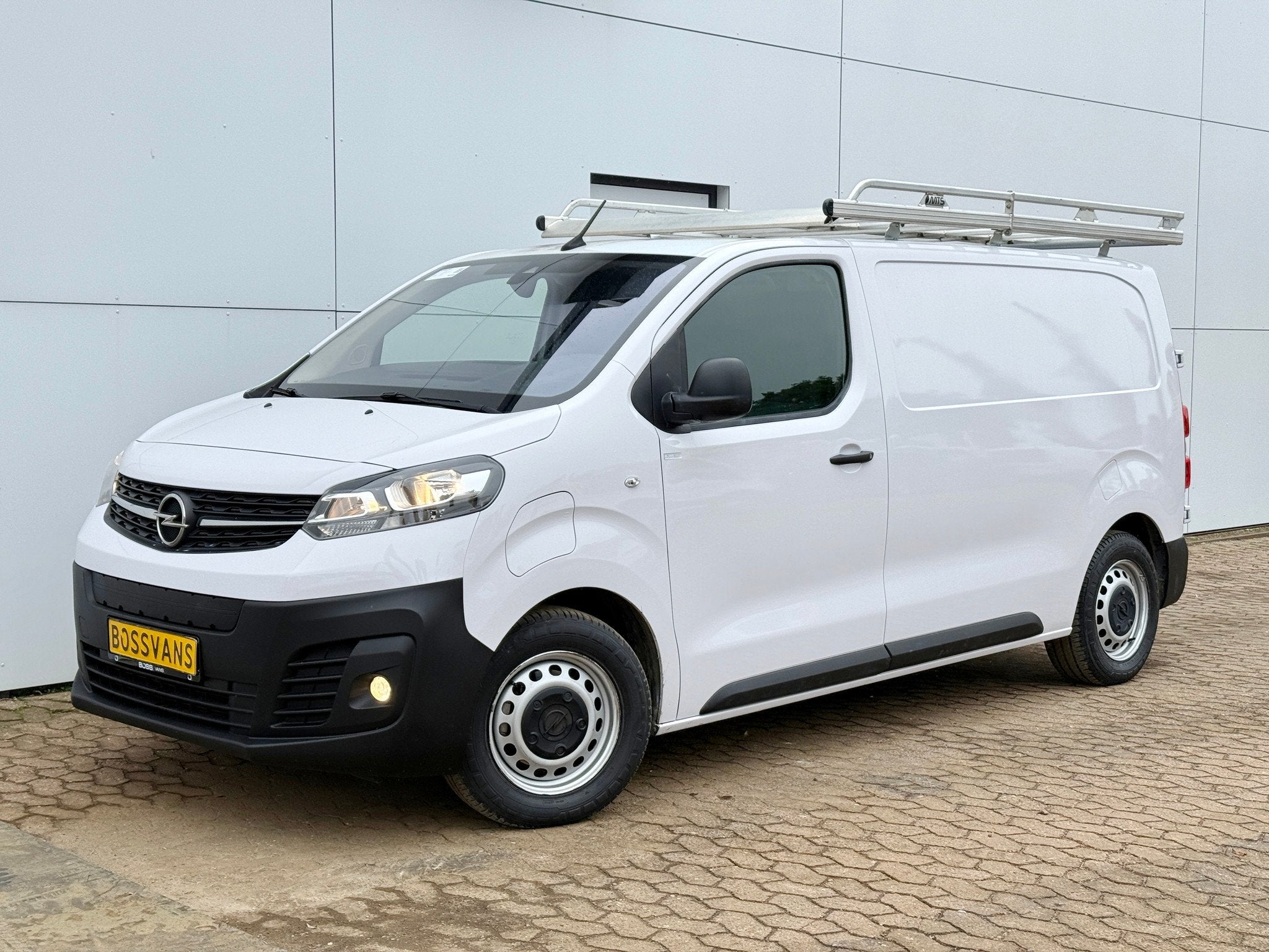 Opel Vivaro-e 75kWh 136PK L2 330km WLTP Snelladen Imperiaal, Elektrische ramen, 0 cilinders, 136 pk, Wit