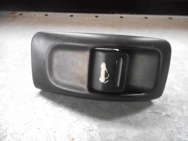 SCHAKELAAR Peugeot 206 CC (2D) (9637116777), Gebruikt, Peugeot