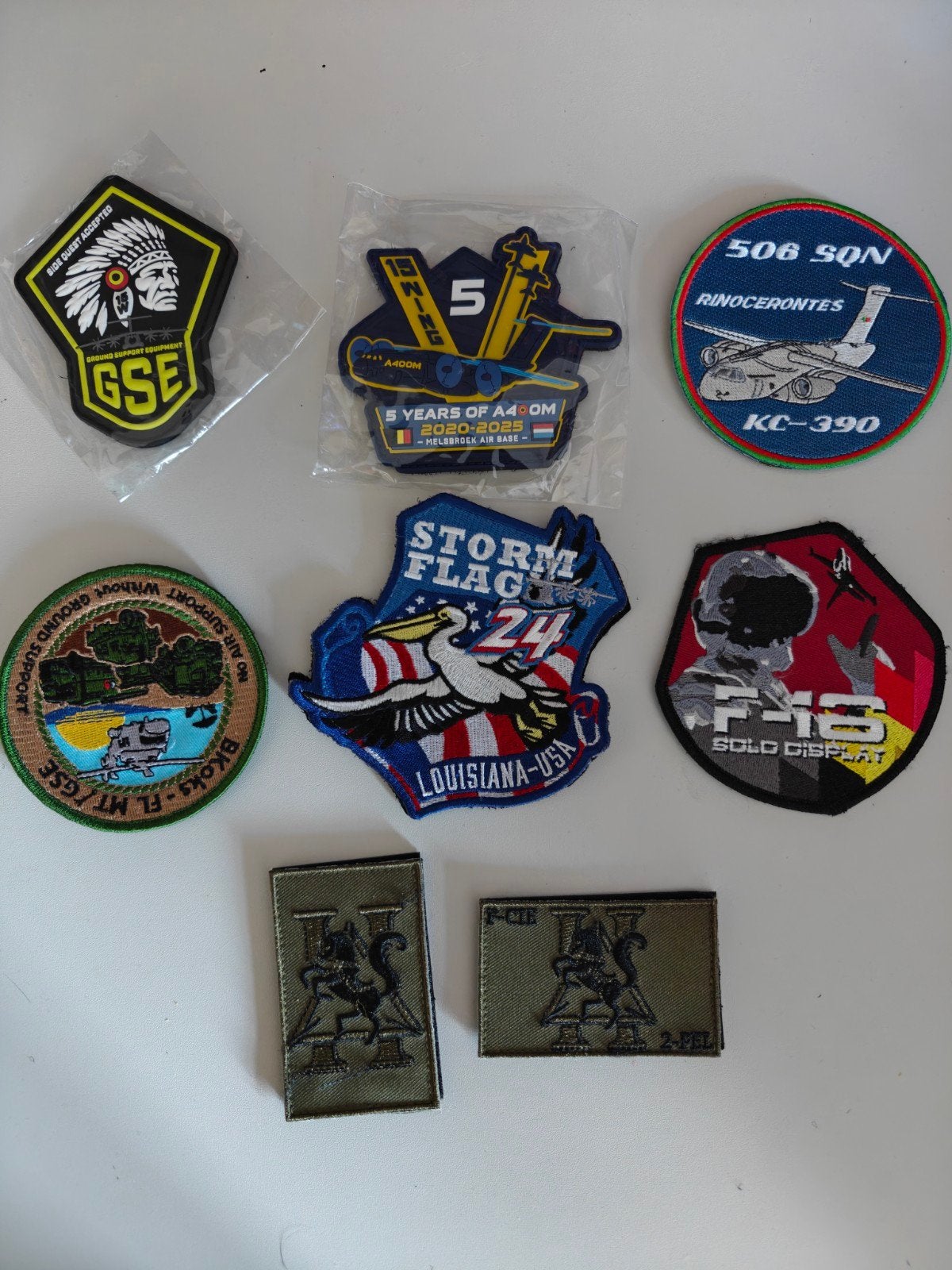 Defensie badges, Ophalen
