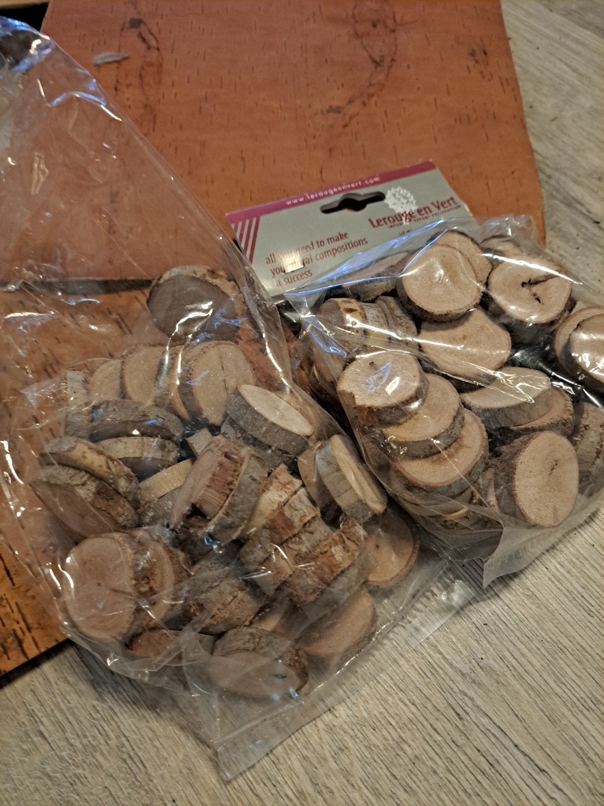 Boomschors en schijfjes van houten takken., Hobby en Vrije tijd, Ophalen