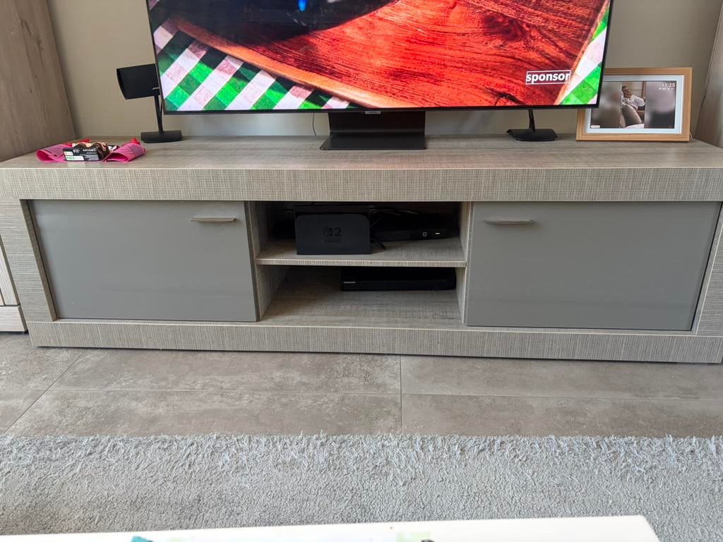 Tv meubel, Ophalen, 150 tot 200 cm, Zo goed als nieuw, Minder dan 100 cm