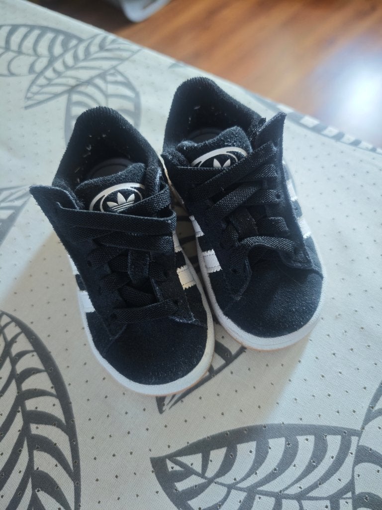 Basket adidas garçon, Enlèvement, Utilisé, Autres types, Adidas