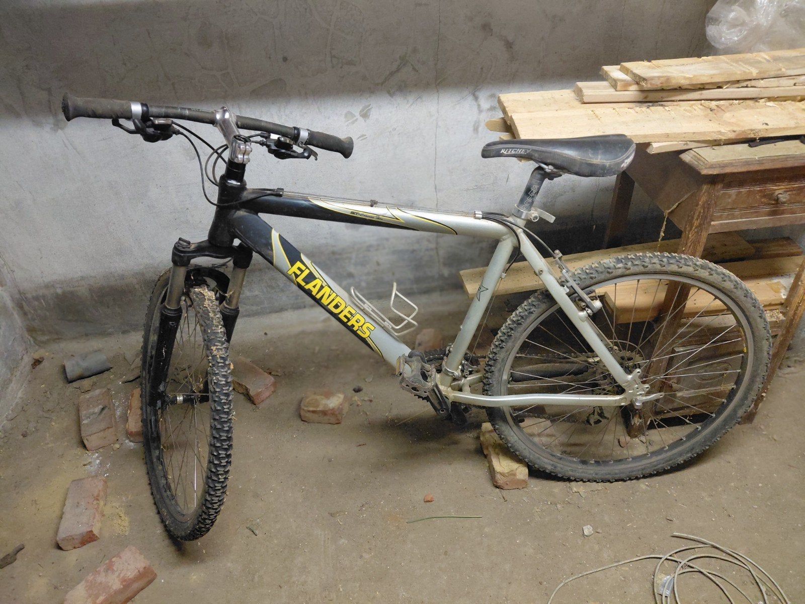 Flanders Mountenbike, Ophalen