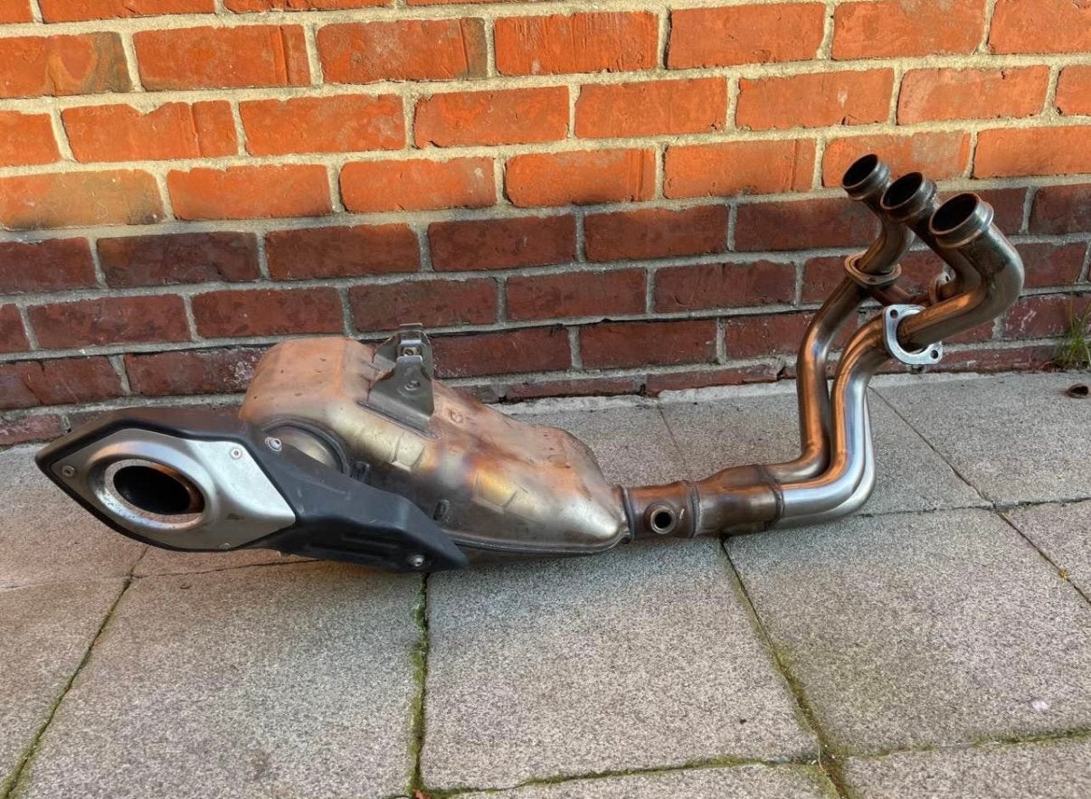 Originele uitlaat MT-09 2017-2019, Motoren, Ophalen, Gebruikt