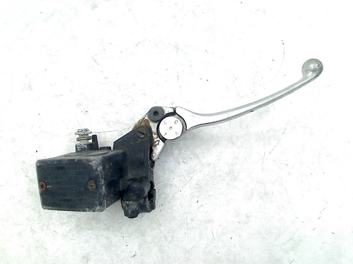REMPOMP VOOR Yamaha FJR 1300 2001-2002 (FJR1300 5JW), Motoren, Yamaha Motor Europe N.V., Gebruikt, Customersupport@yamaha-motor.co.uk