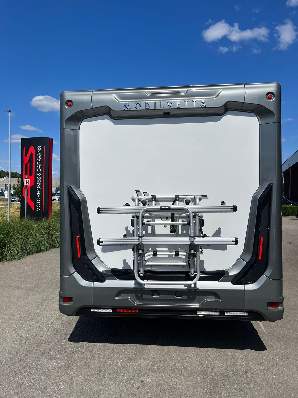 Thule fietslift, Caravans en Kamperen, Ophalen, Zo goed als nieuw