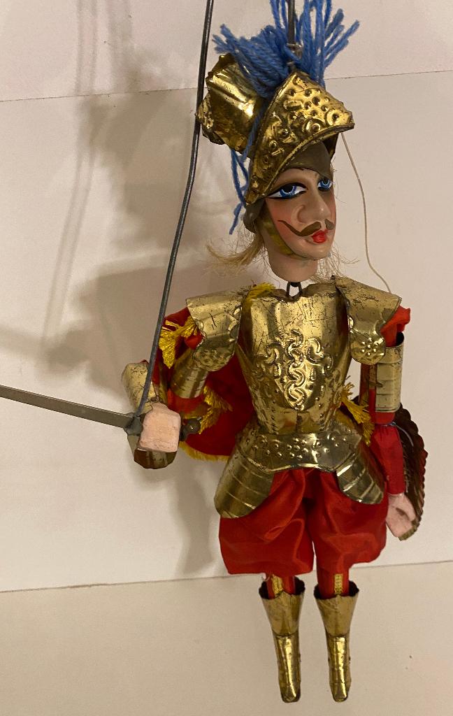 Marionnette traditionnelle sicilienne / Pupo sicilien, Enlèvement