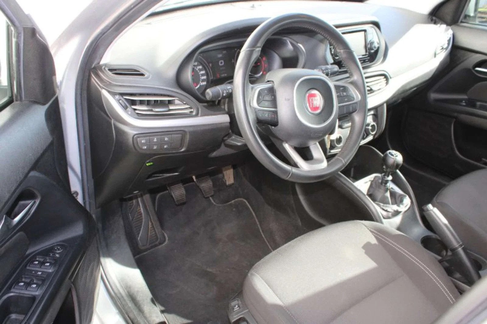 Fiat Tipo Tipo SW 1.4i Navi/Cruise/Airco inclusief 1 JAAR ga, Auto's, Stof, Gebruikt, Euro 6, 95 pk