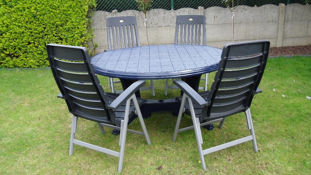 Aluminium tuinstoelen en pvc tuintafel., Ophalen, 4 zitplaatsen, Aluminium, Zo goed als nieuw