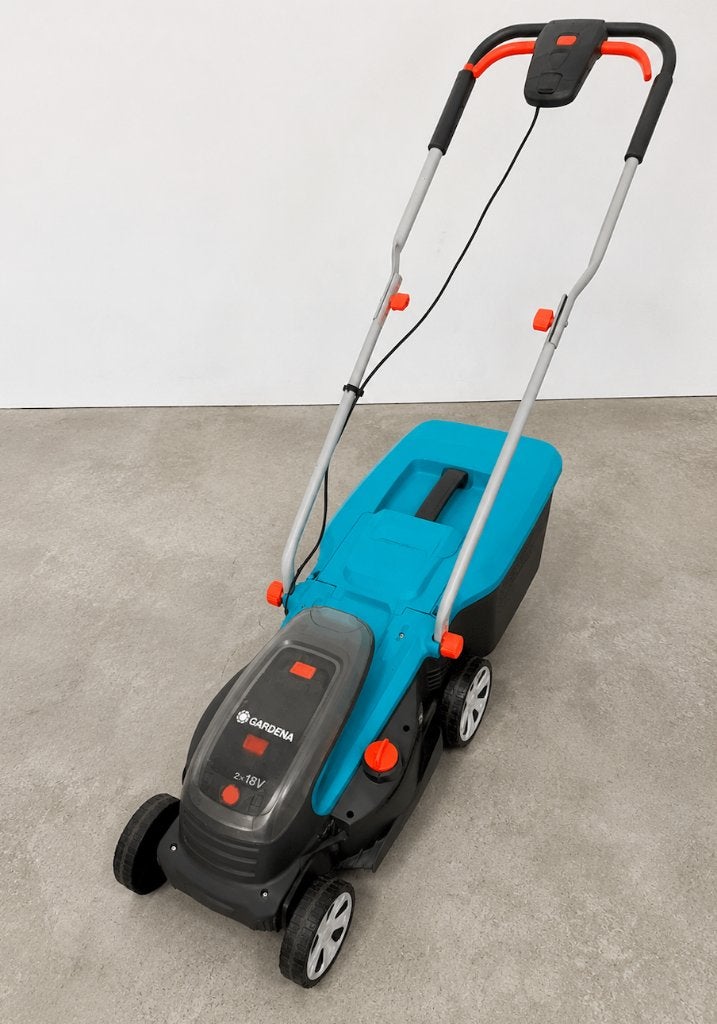 Gardena accu grasmaaier + 3 accu's + lader – €150, Tuin en Terras, Ophalen, Gebruikt, Accu-grasmaaier, Gardena