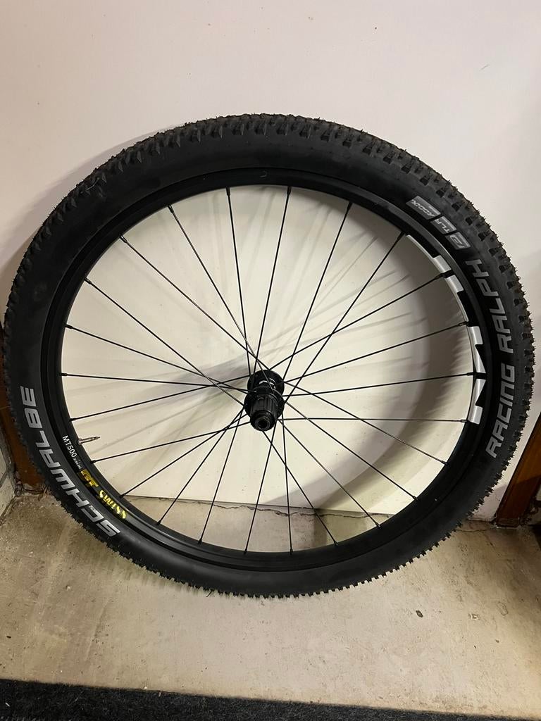Shimano mtb achterwiel 27.5 inch, Fietsen en Brommers, Ophalen, Zo goed als nieuw, Band