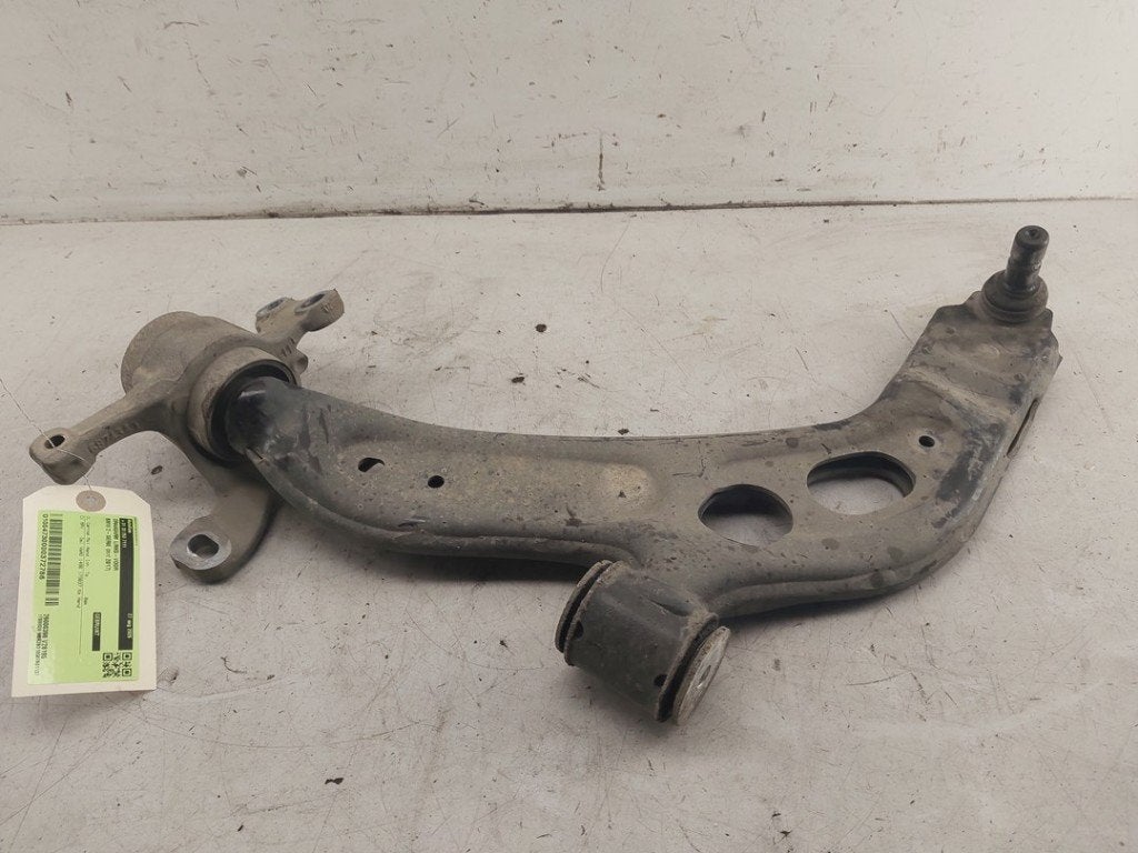 BRAS DE SUSPENSION AVANT GAUCHE (TRIANGLE) (|31126871301|311, Utilisé, BMW, Petuelring 130
80809  München, DE, Bayerische Motoren Werke AG
