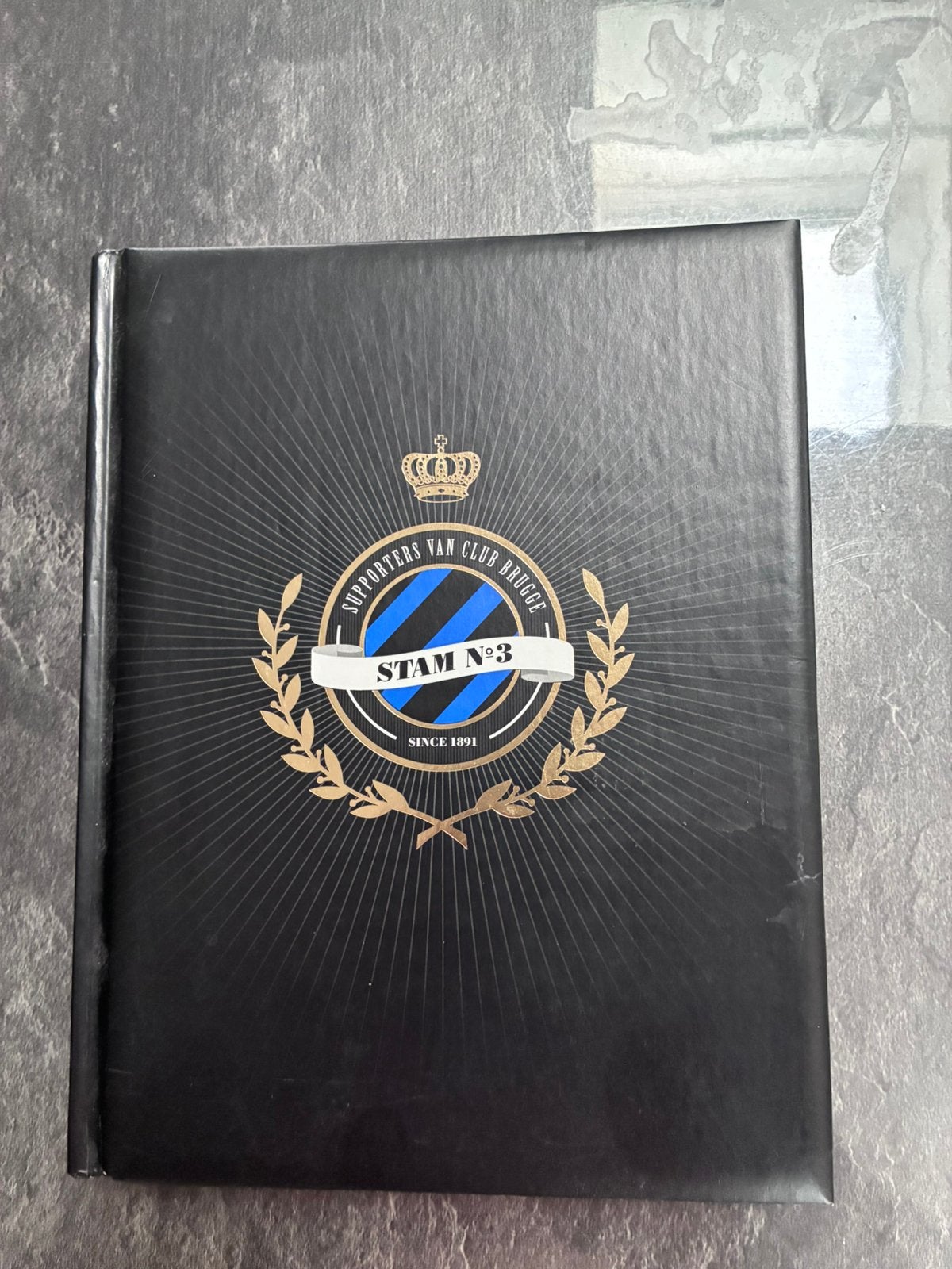 Boek stamnummer 3 club brugge, Ophalen, Zo goed als nieuw